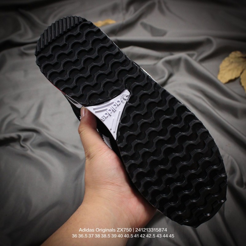 아디다스 오리지널 ZX750