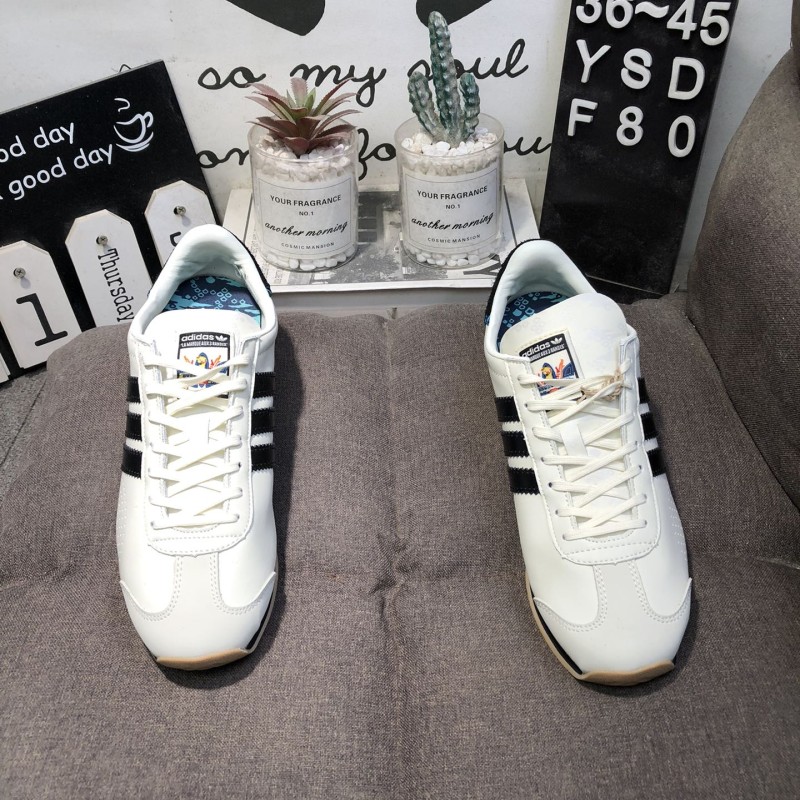 아디다스 엑스 더 뮤트를 위한 노래