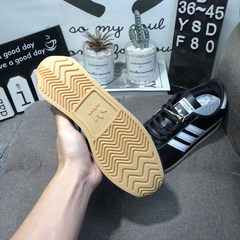 아디다스 엑스 더 뮤트를 위한 노래