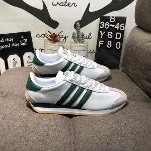 아디다스 엑스 더 뮤트를 위한 노래