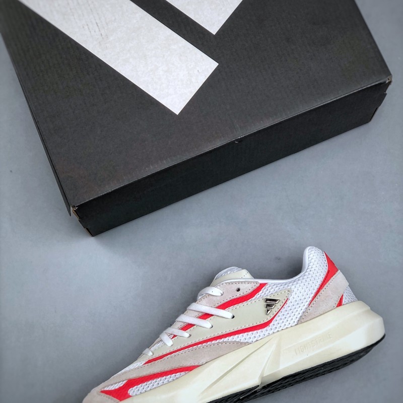 아디다스 E 광고 라이트블레이즈