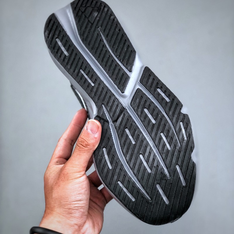 아디다스 E 광고 라이트블레이즈