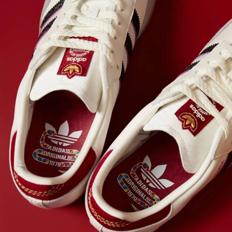 나쁜 토끼 x 아디다스 가젤 실내