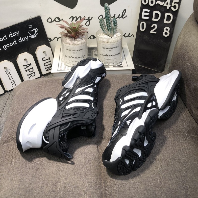 아디다스 남녀 공용 XLG 러너 디럭스 런닝화