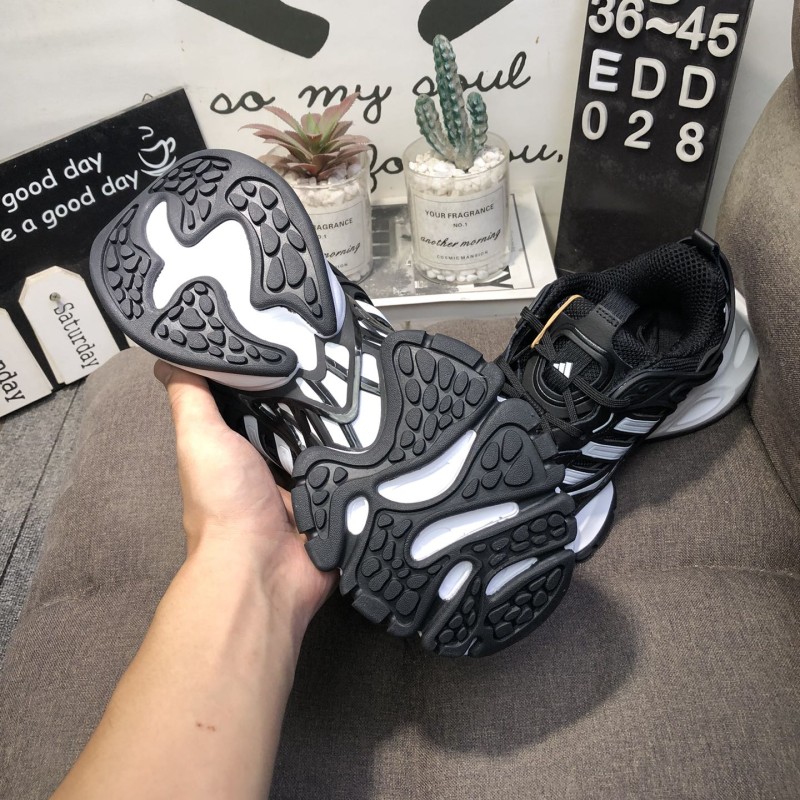 아디다스 남녀 공용 XLG 러너 디럭스 런닝화