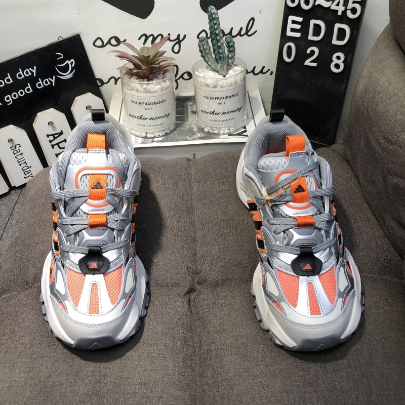 아디다스 남녀 공용 XLG 러너 디럭스 런닝화