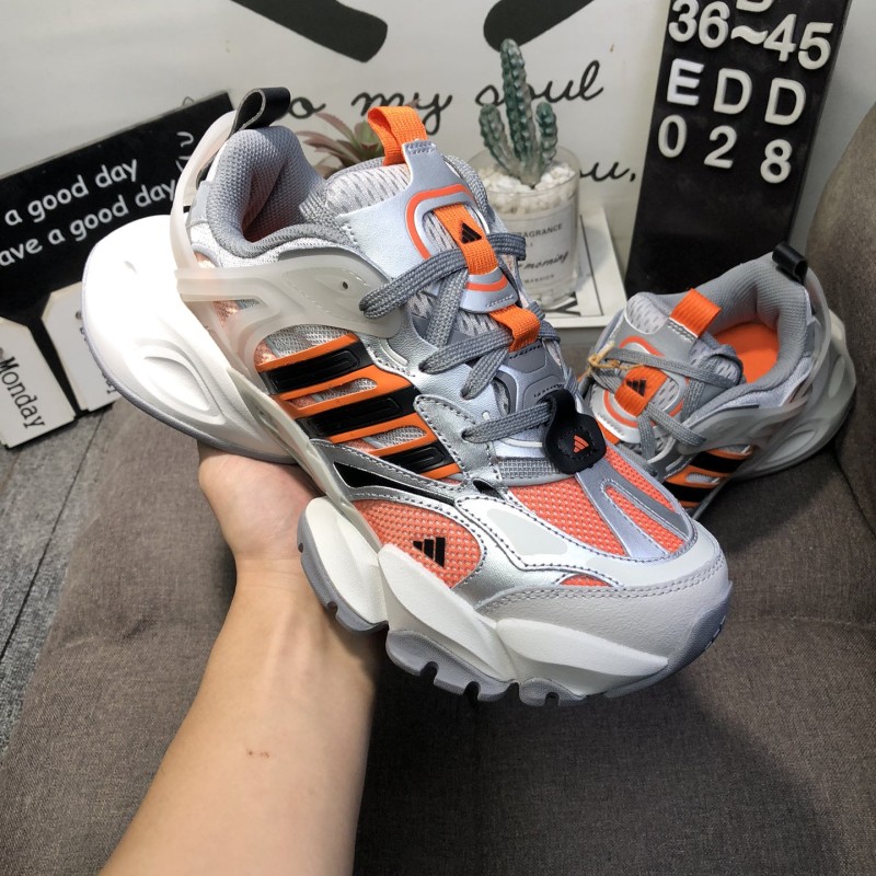 아디다스 남녀 공용 XLG 러너 디럭스 런닝화