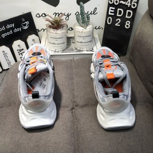 아디다스 남녀 공용 XLG 러너 디럭스 런닝화