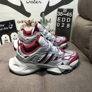 아디다스 남녀 공용 XLG 러너 디럭스 런닝화