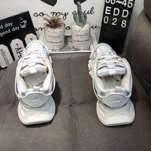 아디다스 남녀 공용 XLG 러너 디럭스 런닝화