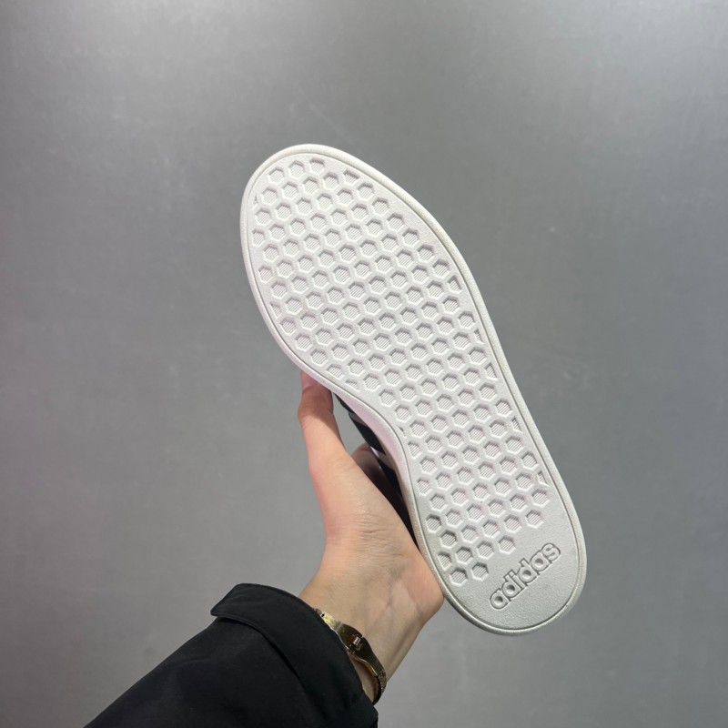 나쁜 토끼 x 아디다스 가젤 실내