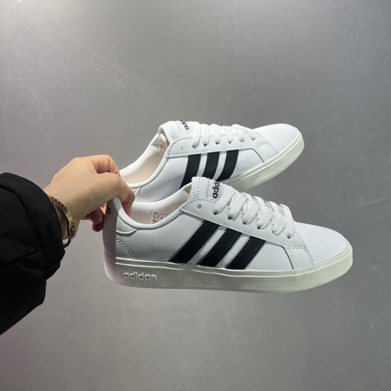 나쁜 토끼 x 아디다스 가젤 실내