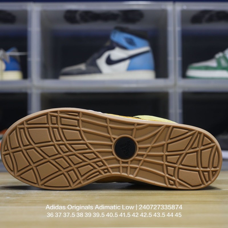 아디다스 스니커즈 운동화 아디매틱