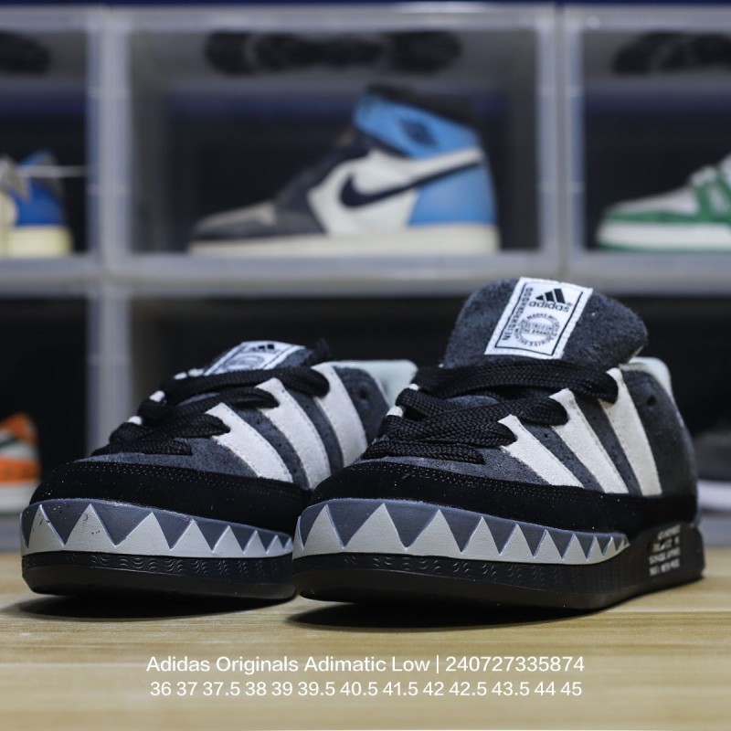 아디다스 스니커즈 운동화 아디매틱