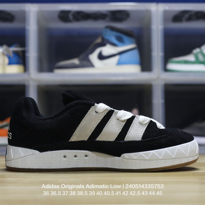 아디다스 스니커즈 운동화 아디매틱