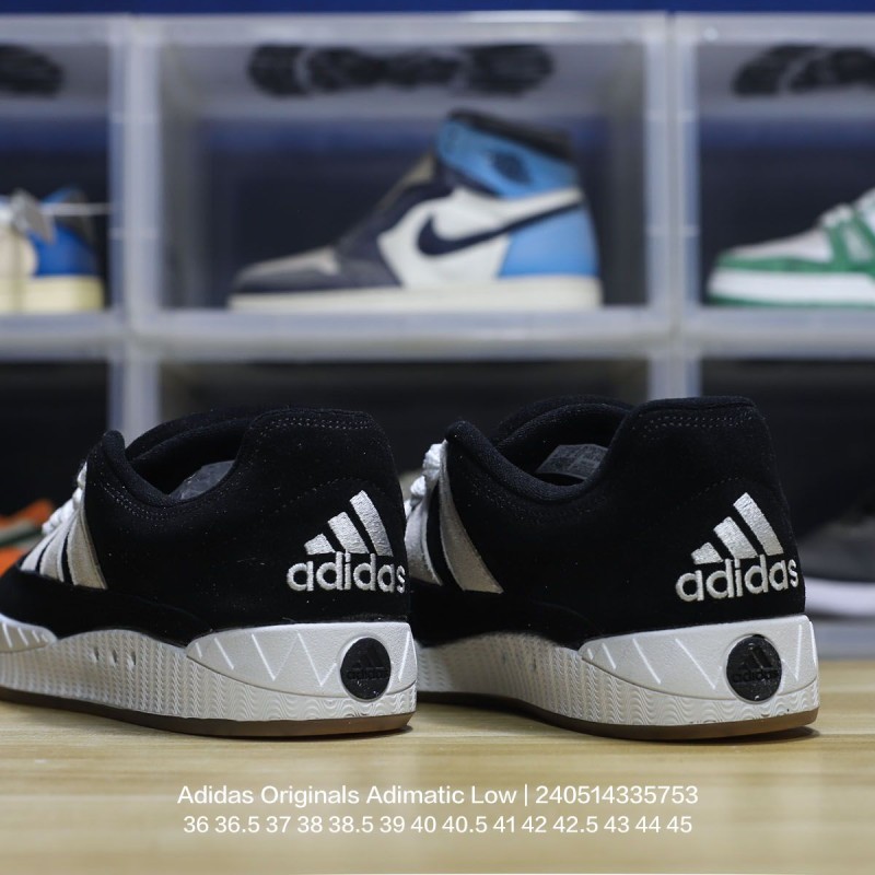 아디다스 스니커즈 운동화 아디매틱