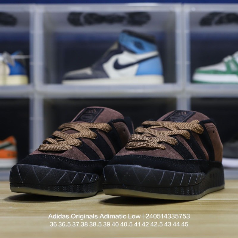 아디다스 스니커즈 운동화 아디매틱