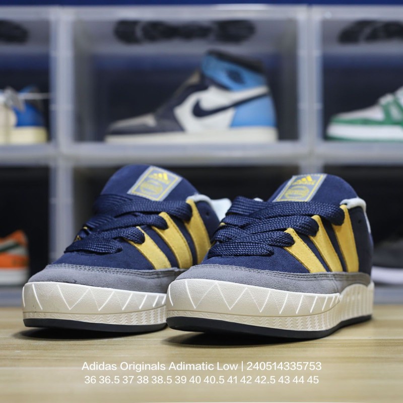 아디다스 스니커즈 운동화 아디매틱