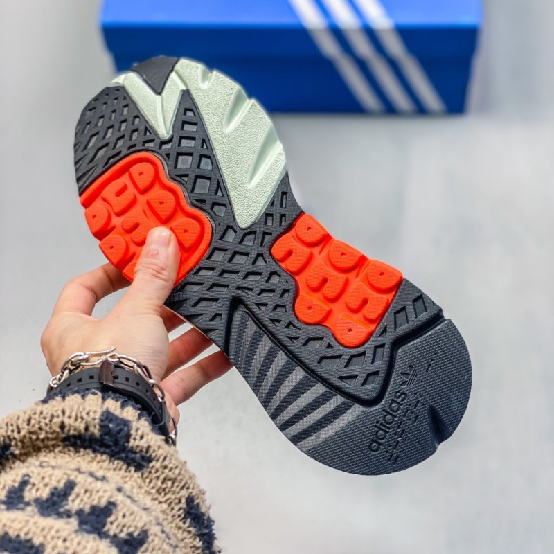 아디다스 나이트 조거