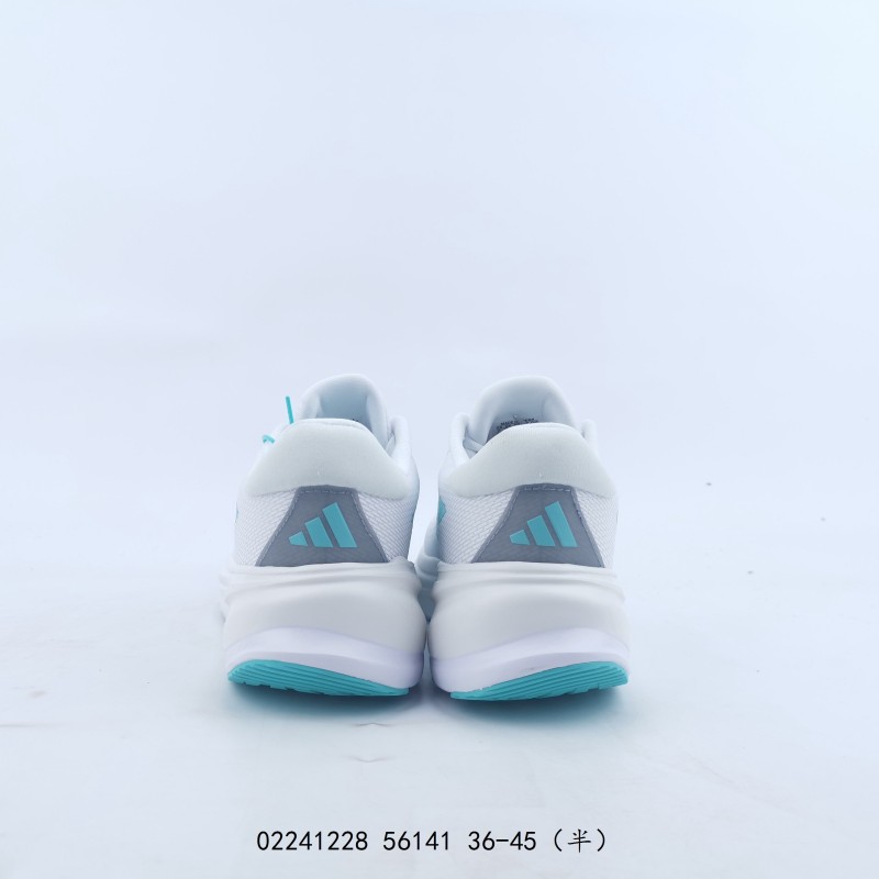 아디다스 초신성 라이즈 슈즈