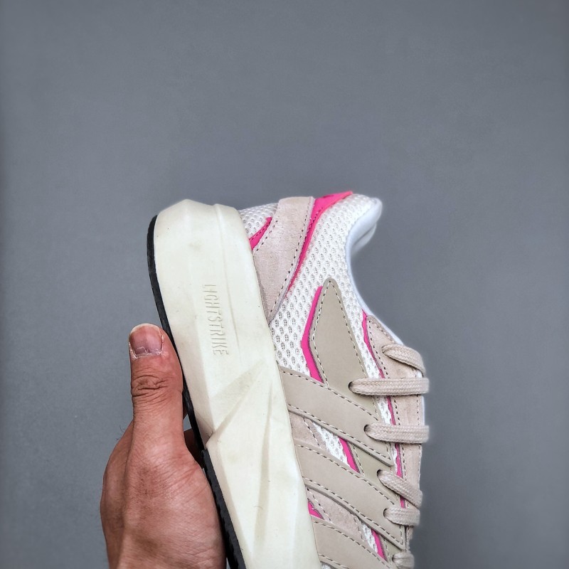 아디다스 라이트블레이즈 운동화