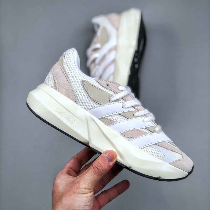 아디다스 라이트블레이즈 운동화