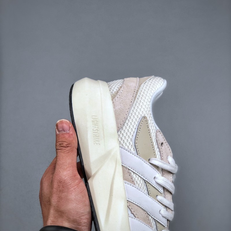 아디다스 라이트블레이즈 운동화