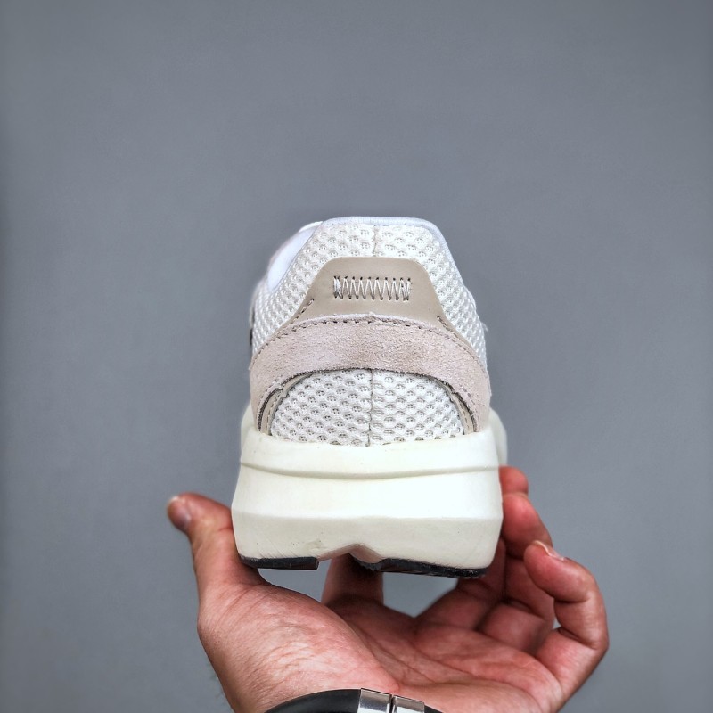 아디다스 라이트블레이즈 운동화