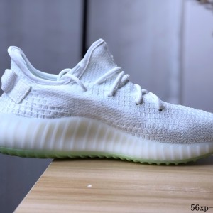 아디다스 이지부스트 350 V2 운동화