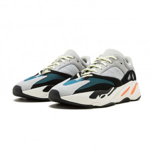 [아디다스]  아디다스 이지부스트 700  B75571