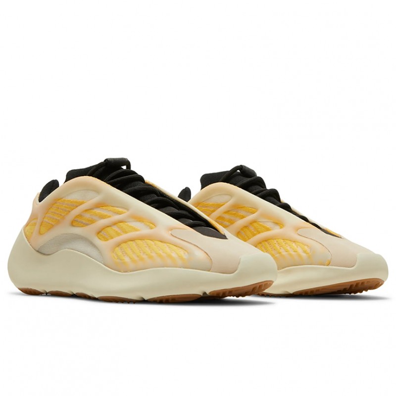 [아디다스]  아디다스 이지부스트 700 G54853