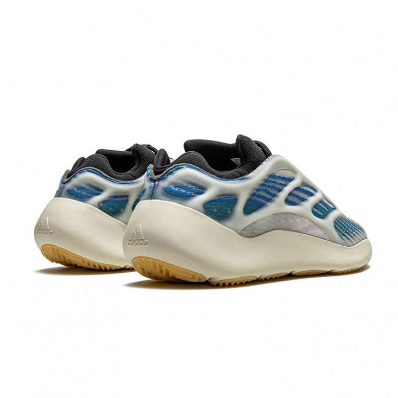 [아디다스]  아디다스 이지부스트 700 GY0260