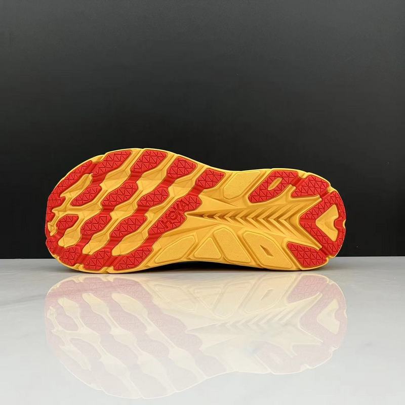 호카오네오네 런닝화 남성 