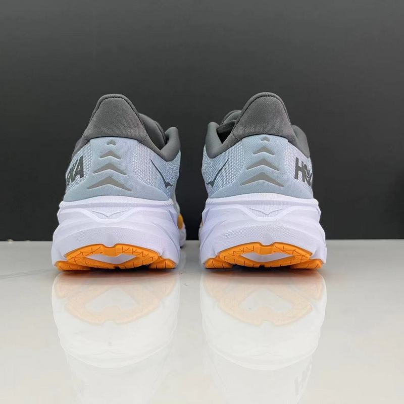 호카오네오네 런닝화 남성 