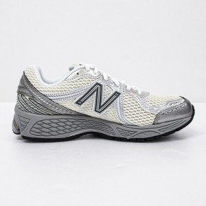 뉴발란스 남녀공용 운동화 스니커즈 실버 ML860GO2