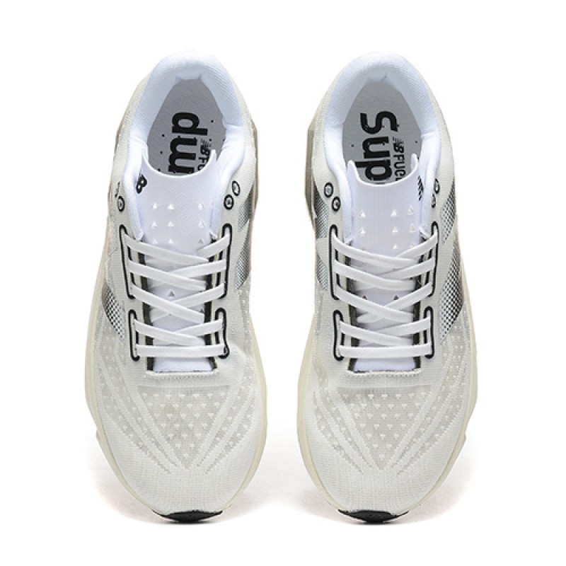 뉴발란스 연료전지 레벨 V4 운동화