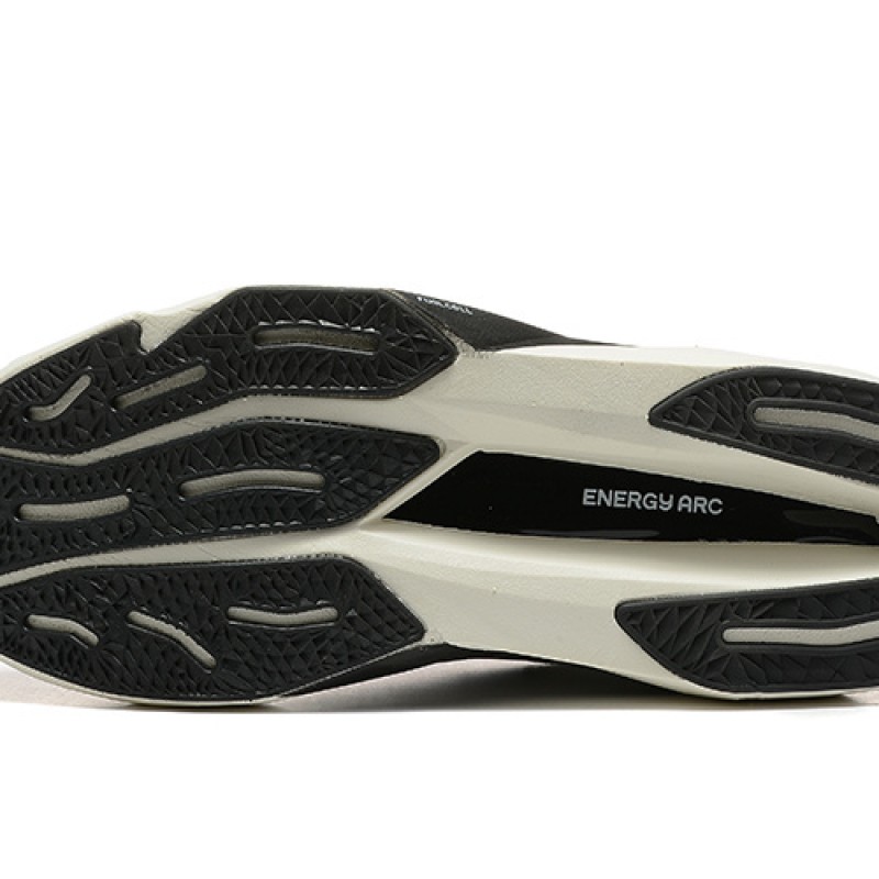 뉴발란스 연료전지 레벨 V4 운동화