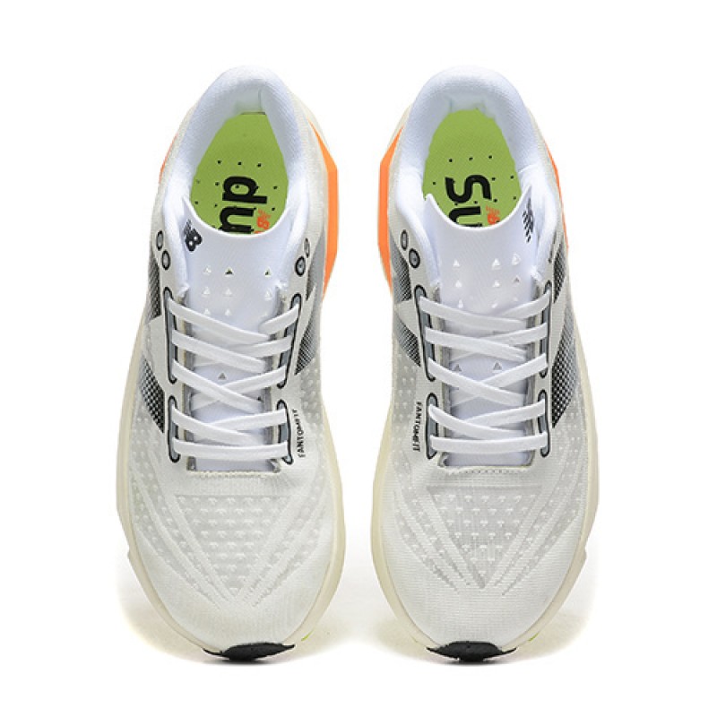 뉴발란스 연료전지 레벨 V4 운동화