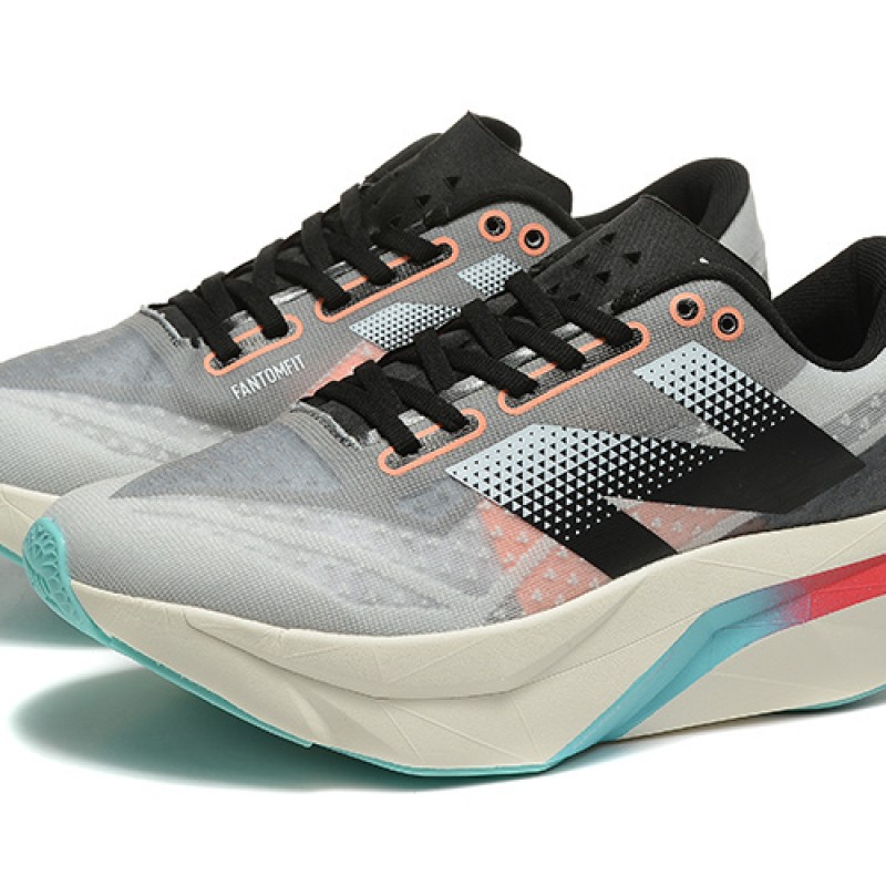 뉴발란스 연료전지 레벨 V4 운동화