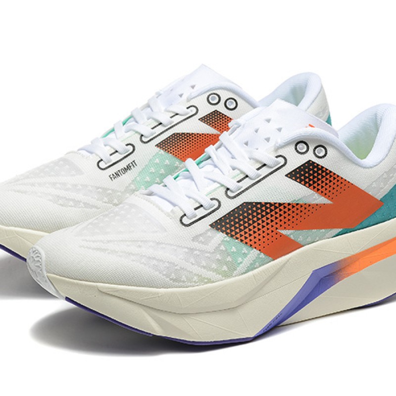 뉴발란스 연료전지 레벨 V4 운동화