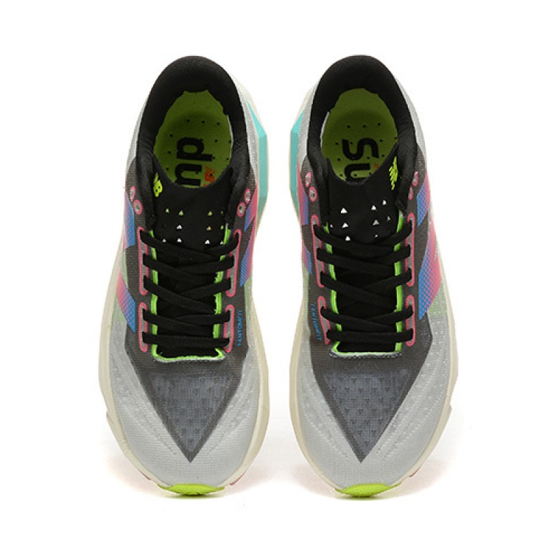 뉴발란스 연료전지 레벨 V4 운동화