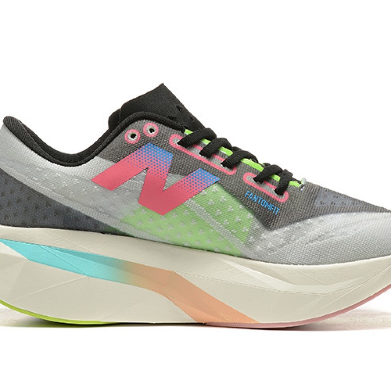 뉴발란스 연료전지 레벨 V4 운동화