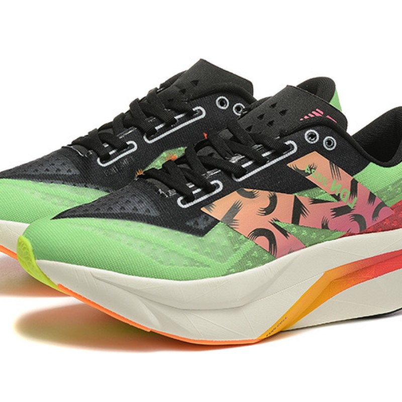 뉴발란스 연료전지 레벨 V4 운동화