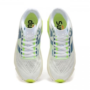 뉴발란스 연료전지 레벨 V4 운동화