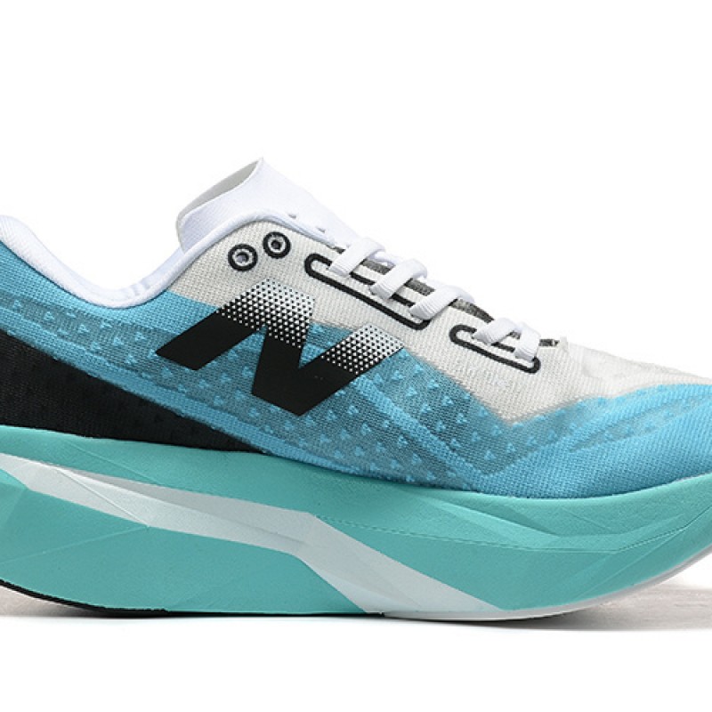 뉴발란스 연료전지 레벨 V4 운동화