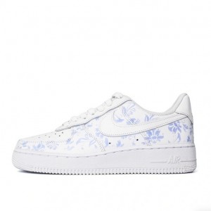 나이키 에어포스 1 07 운동화