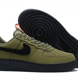 나이키 에어포스 1 07 운동화