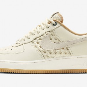 나이키 에어포스 1 07 운동화 FN0369-101