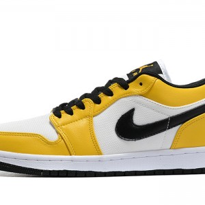 나이키 에어 조던 1 로우 CZ4776-107