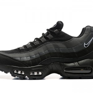 나이키 에어맥스 95 에센셜